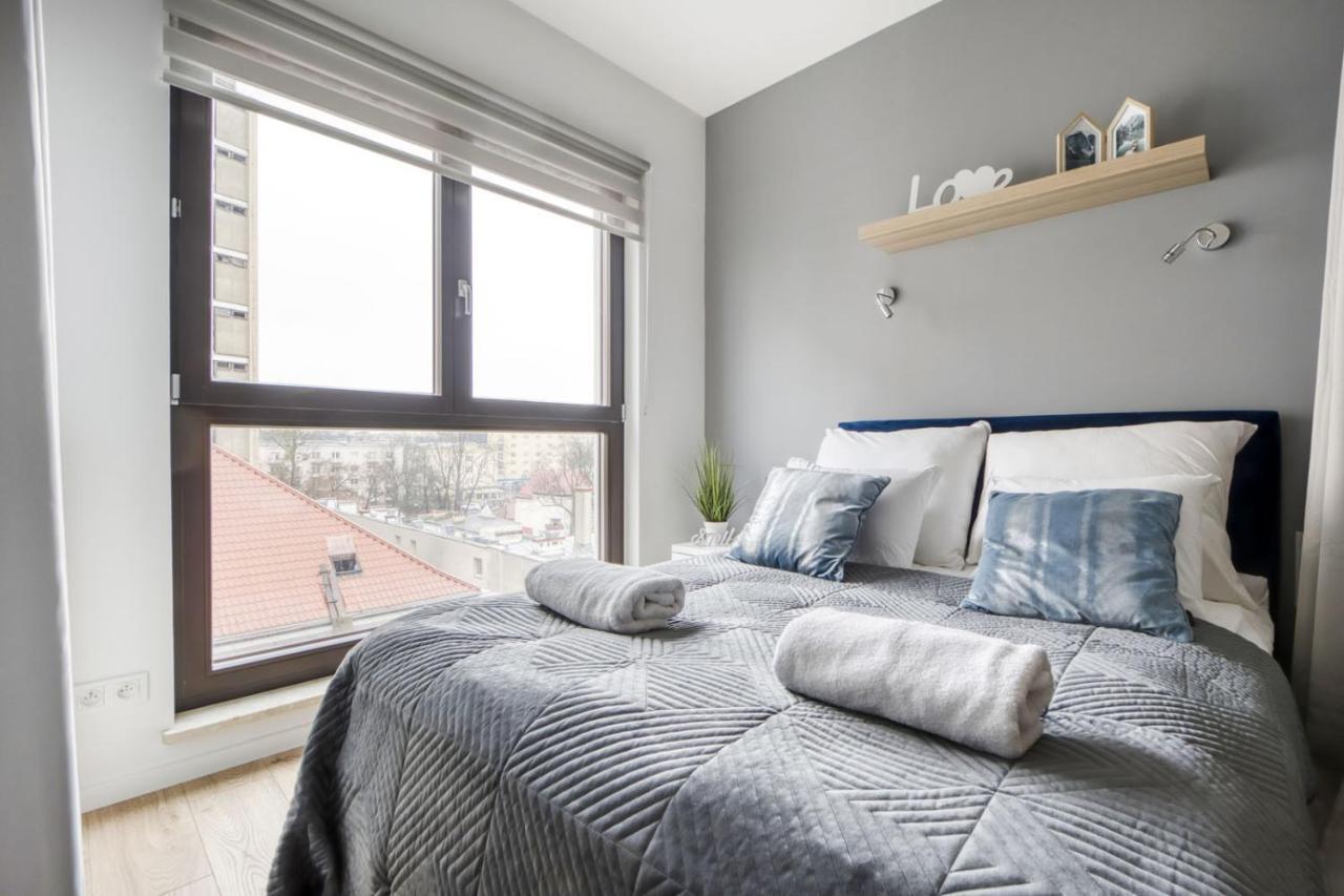 Warsaw Night Apartments Metro Plocka Bagian luar foto