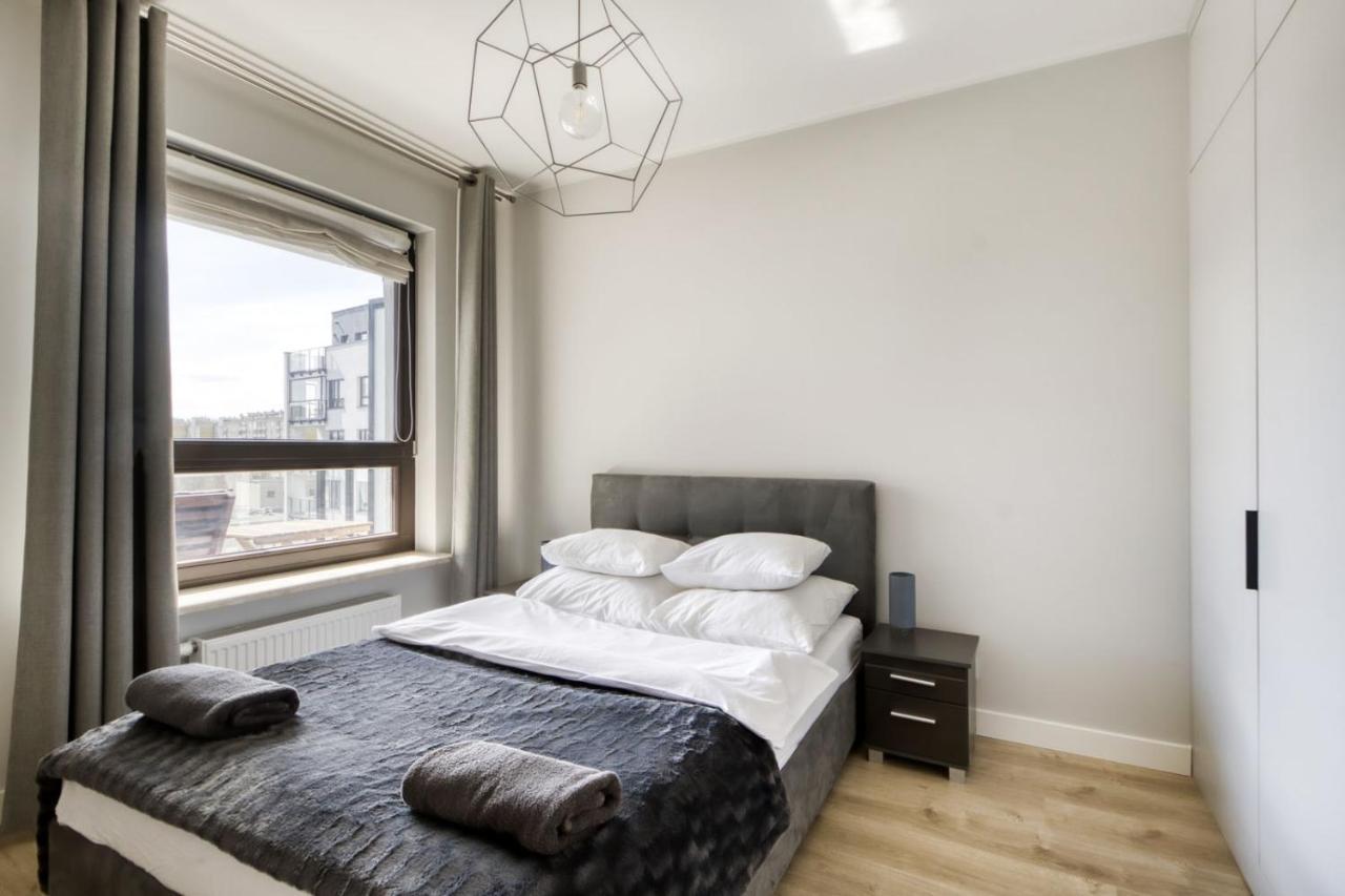 Warsaw Night Apartments Metro Plocka Bagian luar foto