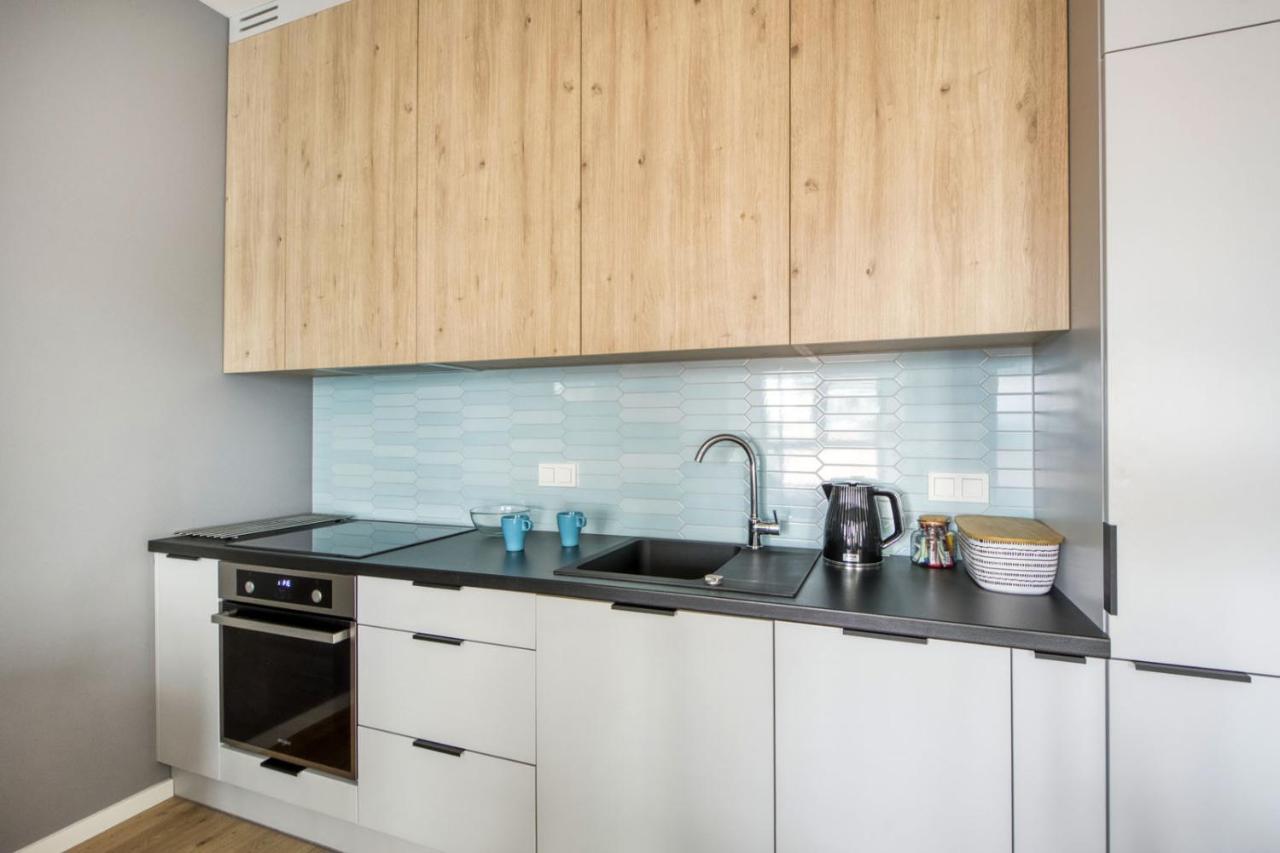 Warsaw Night Apartments Metro Plocka Bagian luar foto